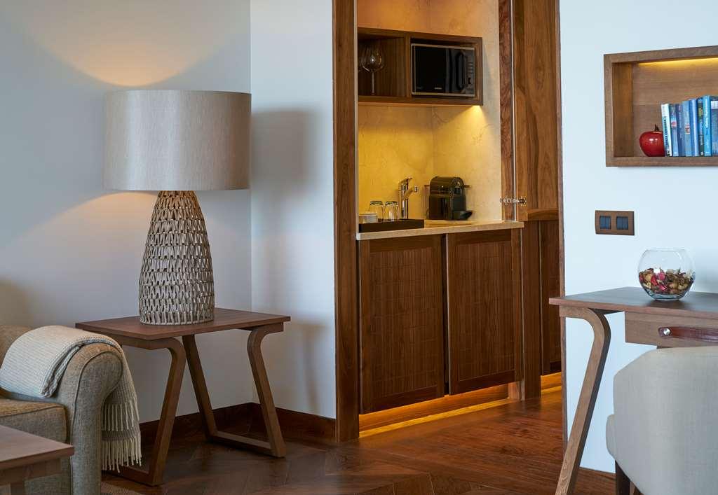 Les Suites At The Cliff Bay - Portobay Funchal  Zimmer foto